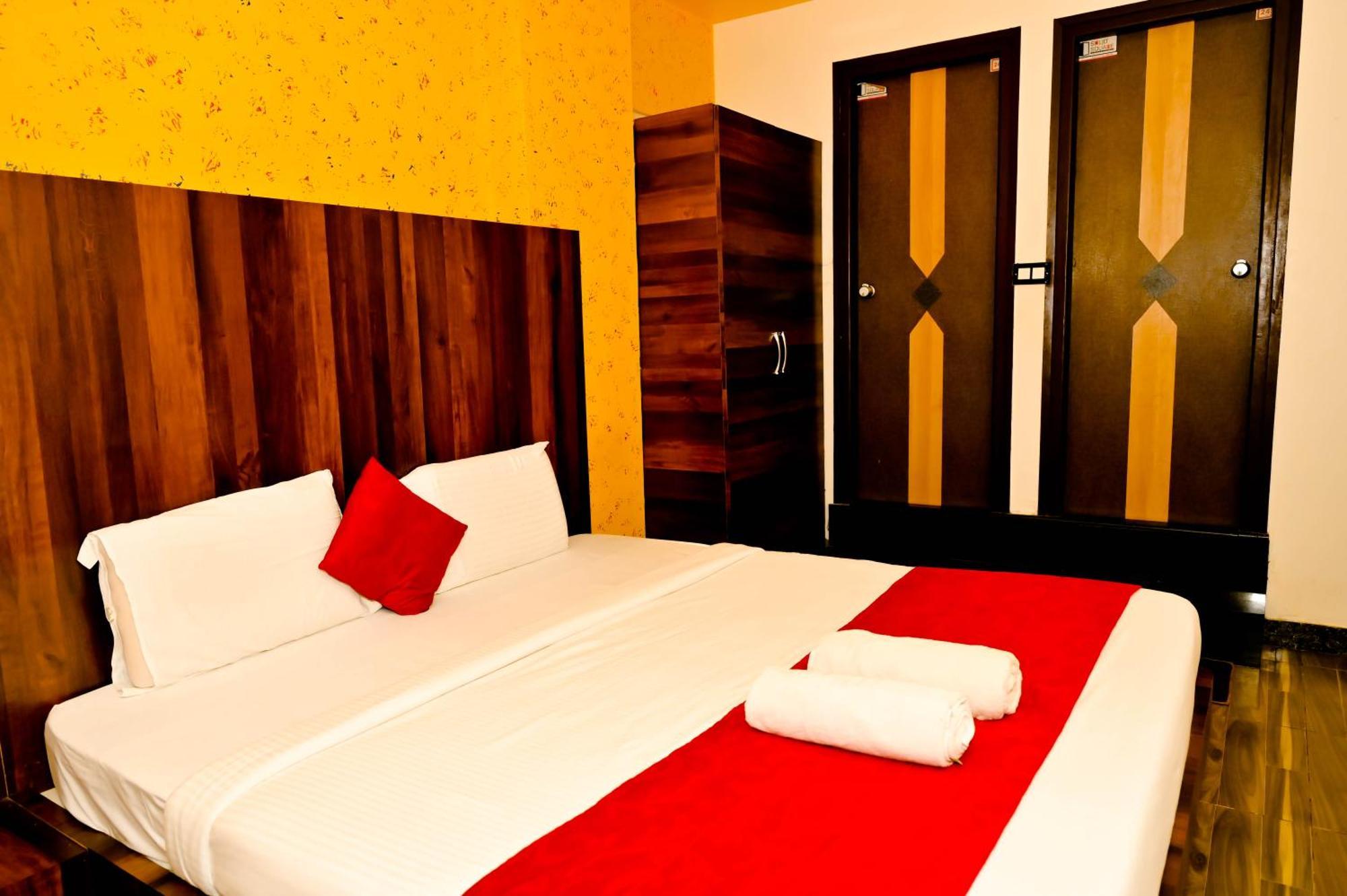 Hotel Townhouse Mk à Chikmagalūr Extérieur photo