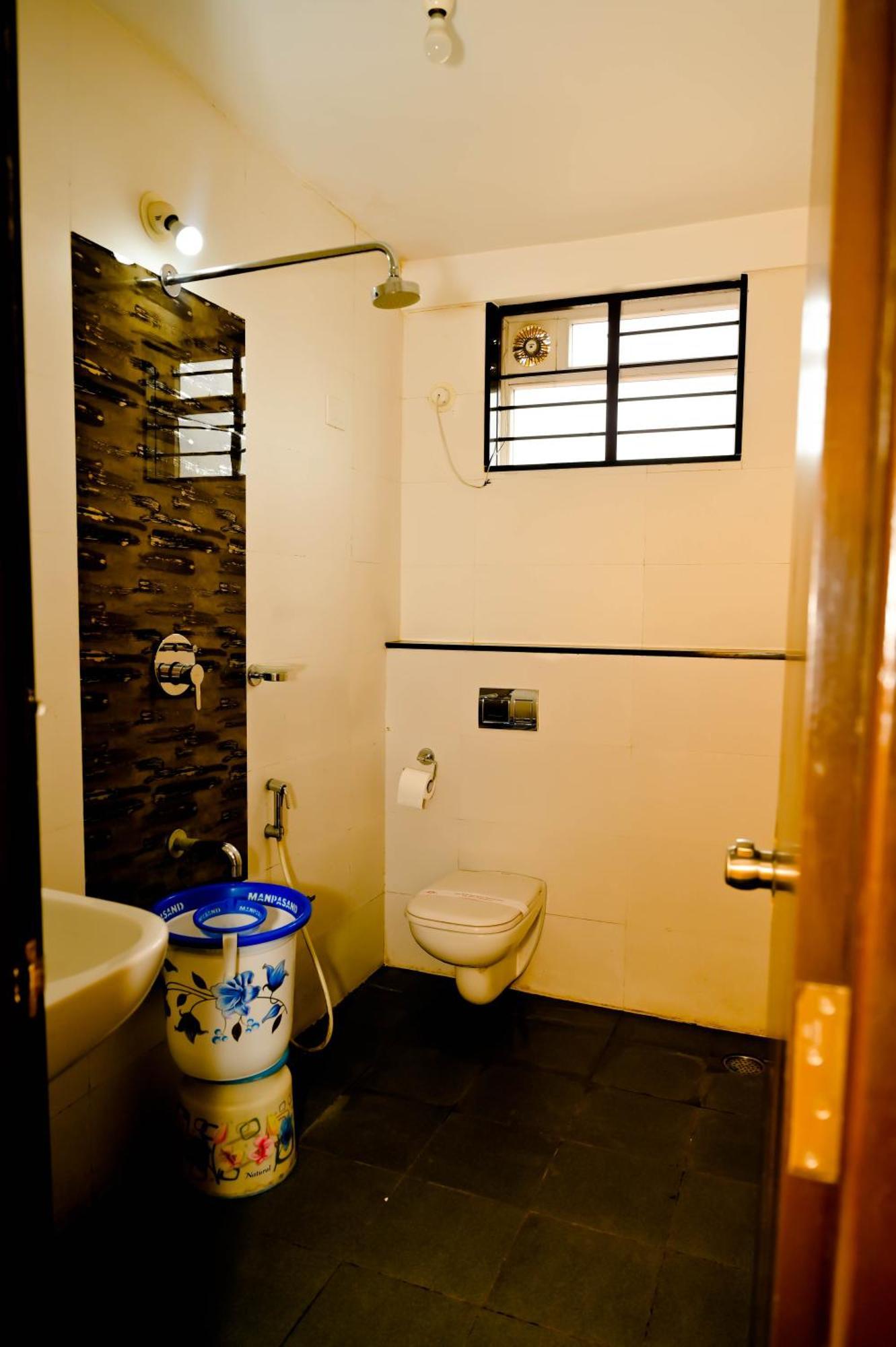 Hotel Townhouse Mk à Chikmagalūr Extérieur photo
