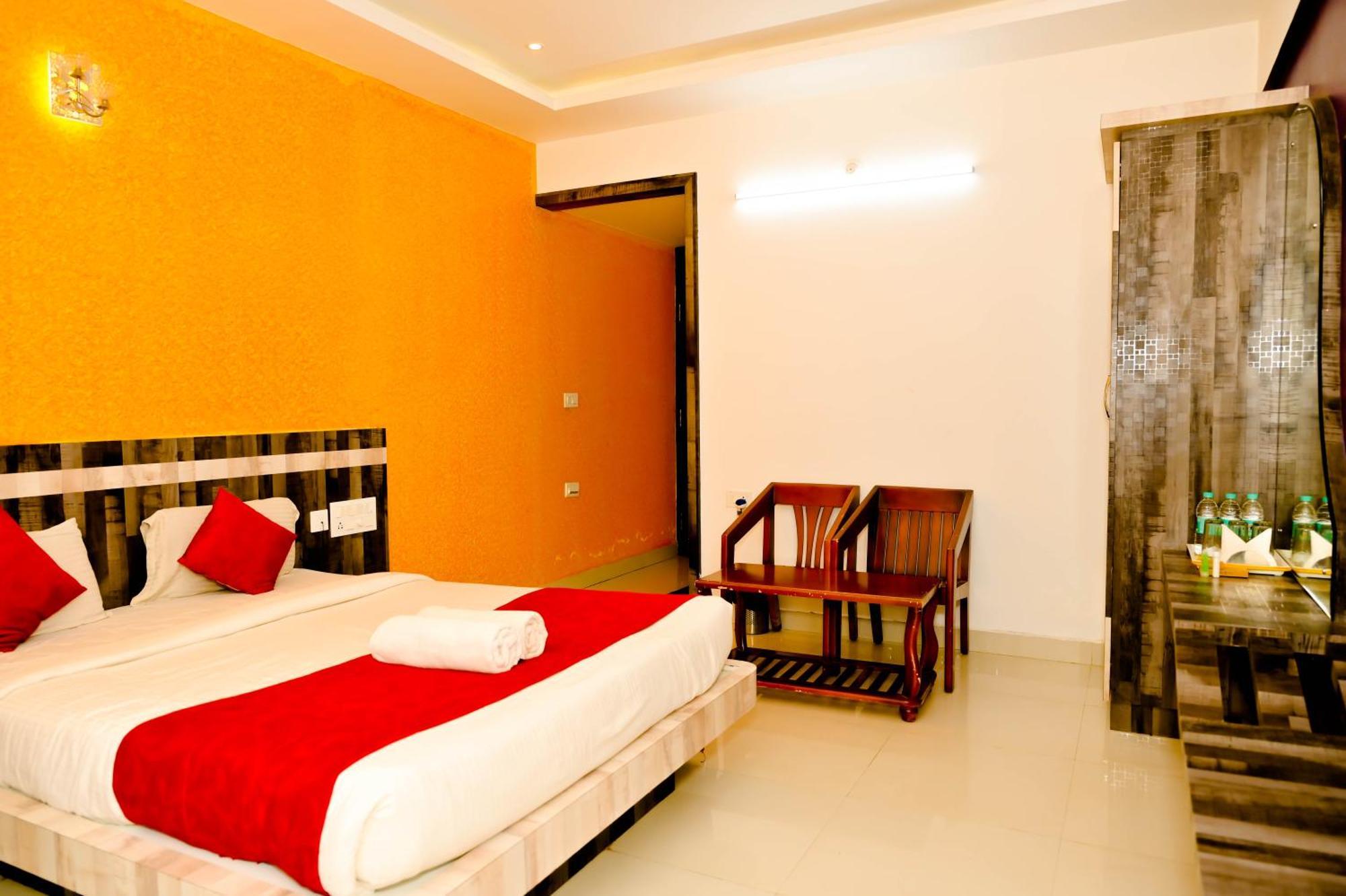 Hotel Townhouse Mk à Chikmagalūr Extérieur photo