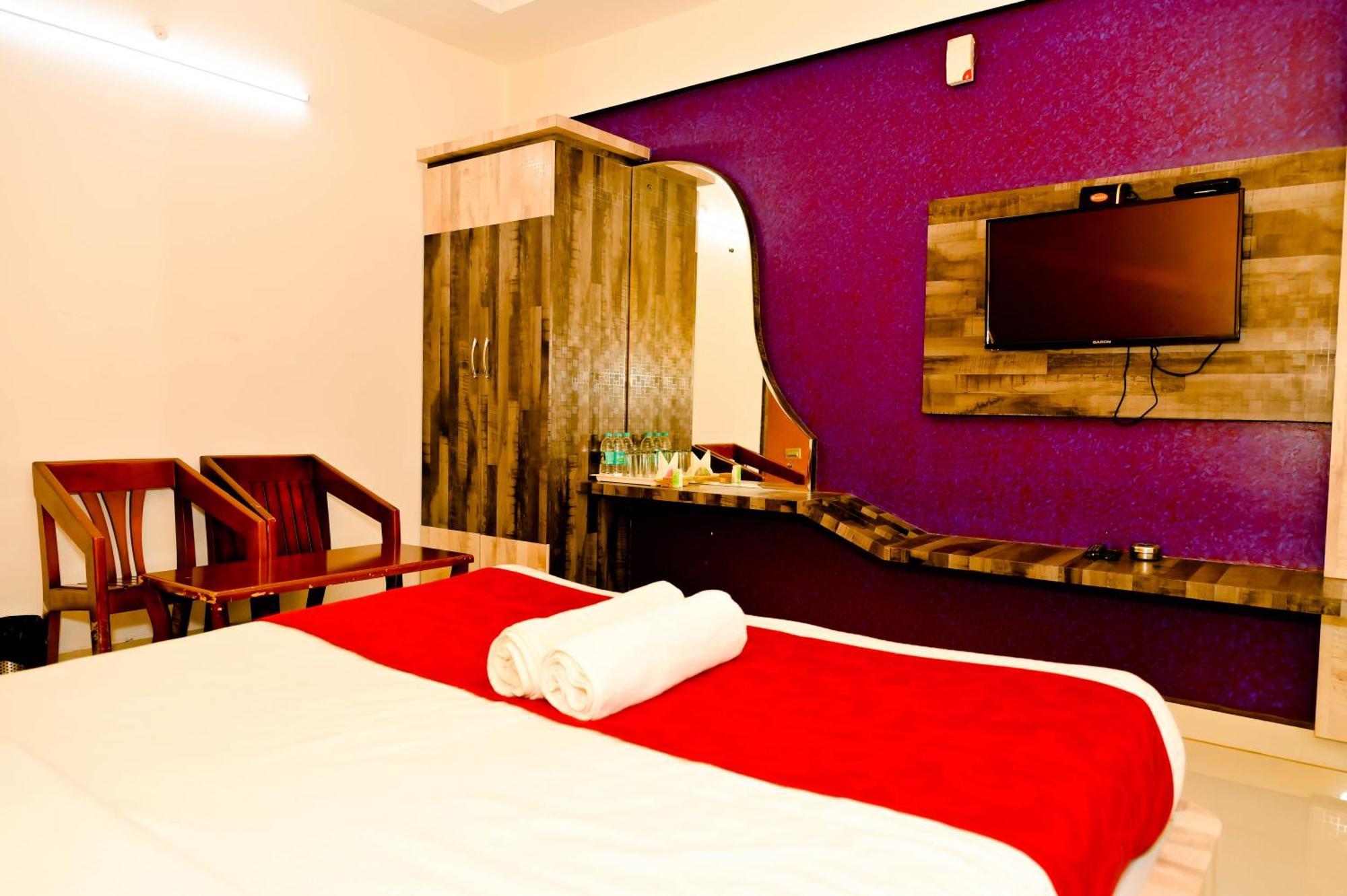 Hotel Townhouse Mk à Chikmagalūr Extérieur photo