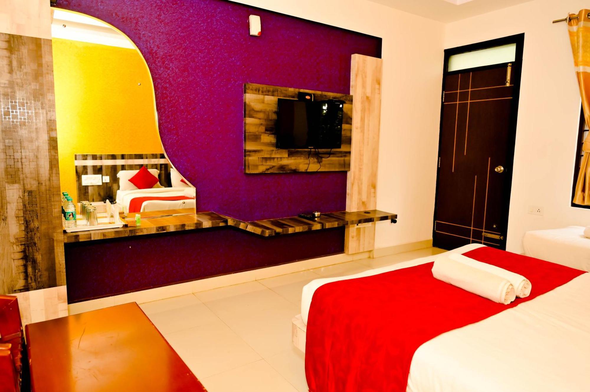 Hotel Townhouse Mk à Chikmagalūr Extérieur photo