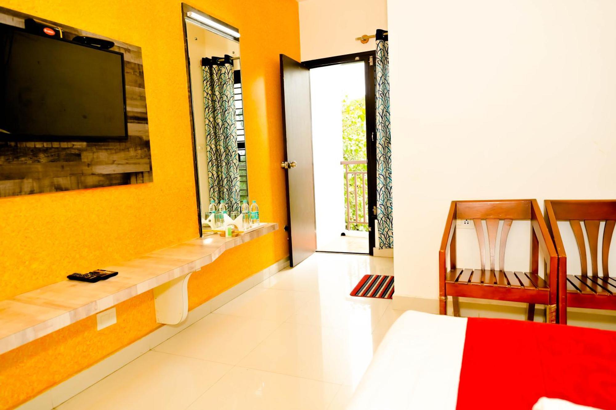 Hotel Townhouse Mk à Chikmagalūr Extérieur photo