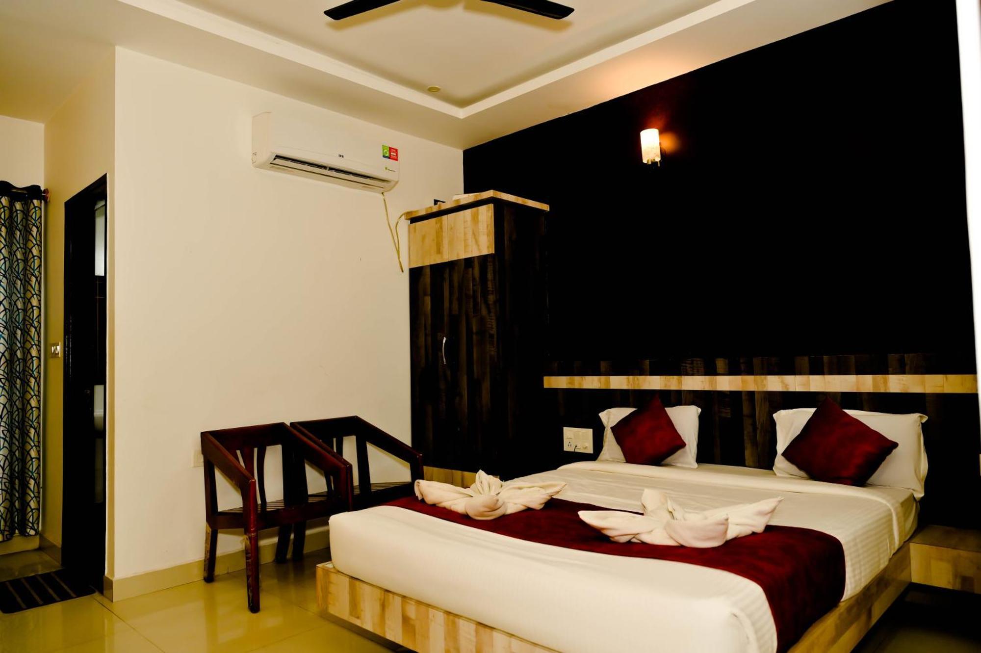 Hotel Townhouse Mk à Chikmagalūr Extérieur photo